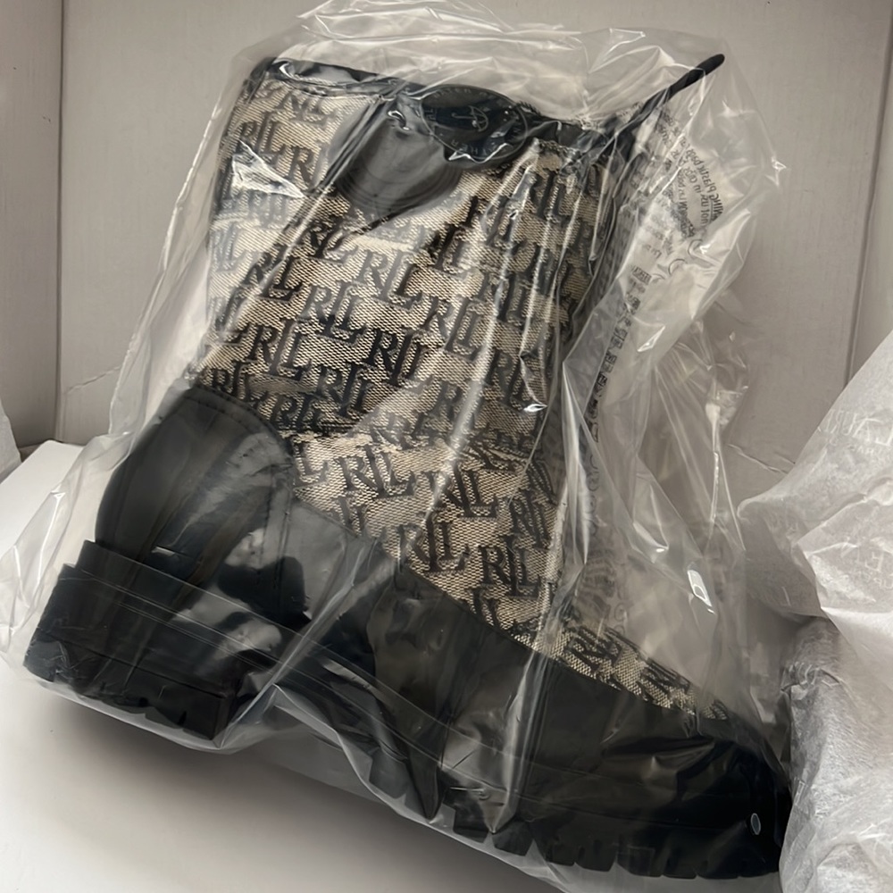 Brand new boots . Lauren Ralph Lauren 6 B.